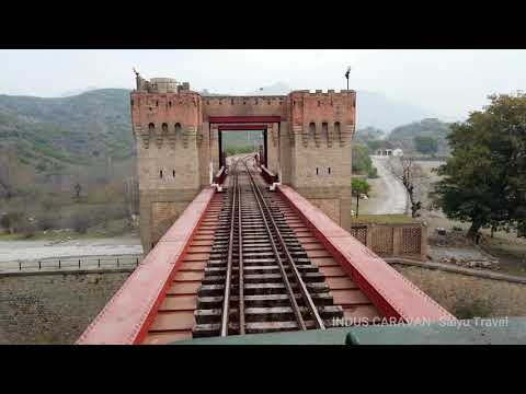 (Video) Crossing the Indus river by Pakistan Railways